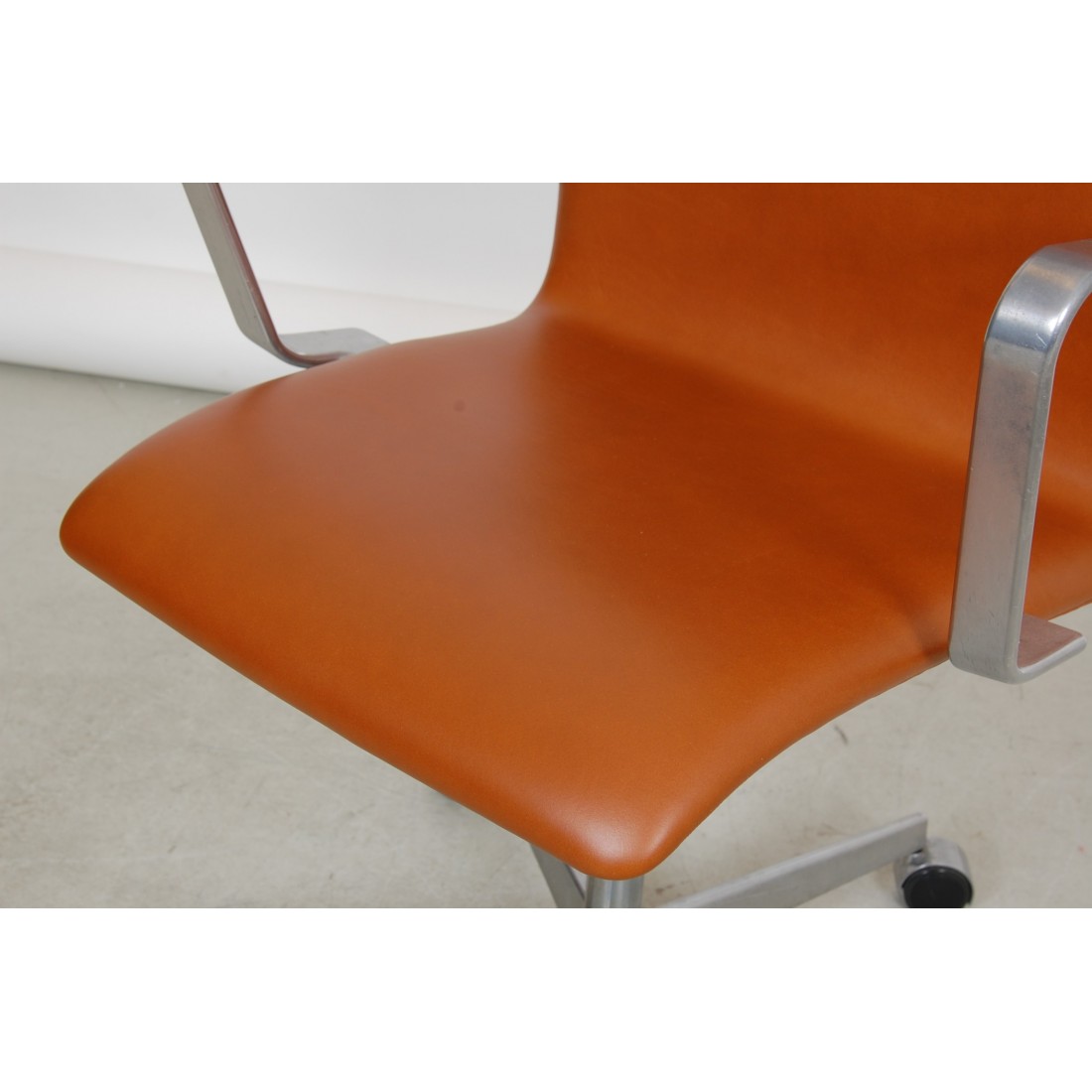 Arne Jacobsen Tall Oxford office chair reupholstered in walnut aniline